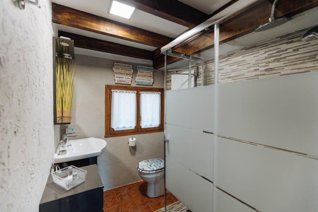Apartamentos El Coritu Nieda Exteriör bild