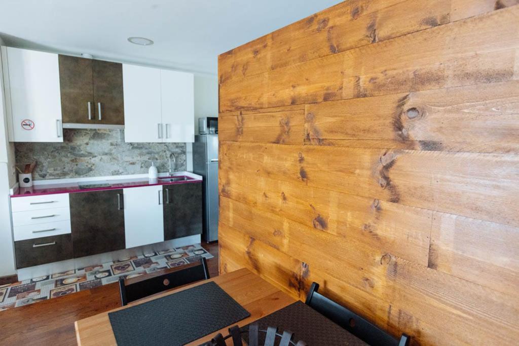 Apartamentos El Coritu Nieda Exteriör bild