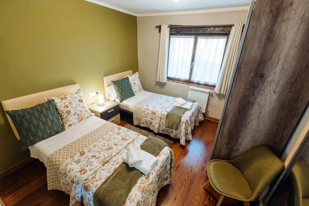 Apartamentos El Coritu Nieda Exteriör bild
