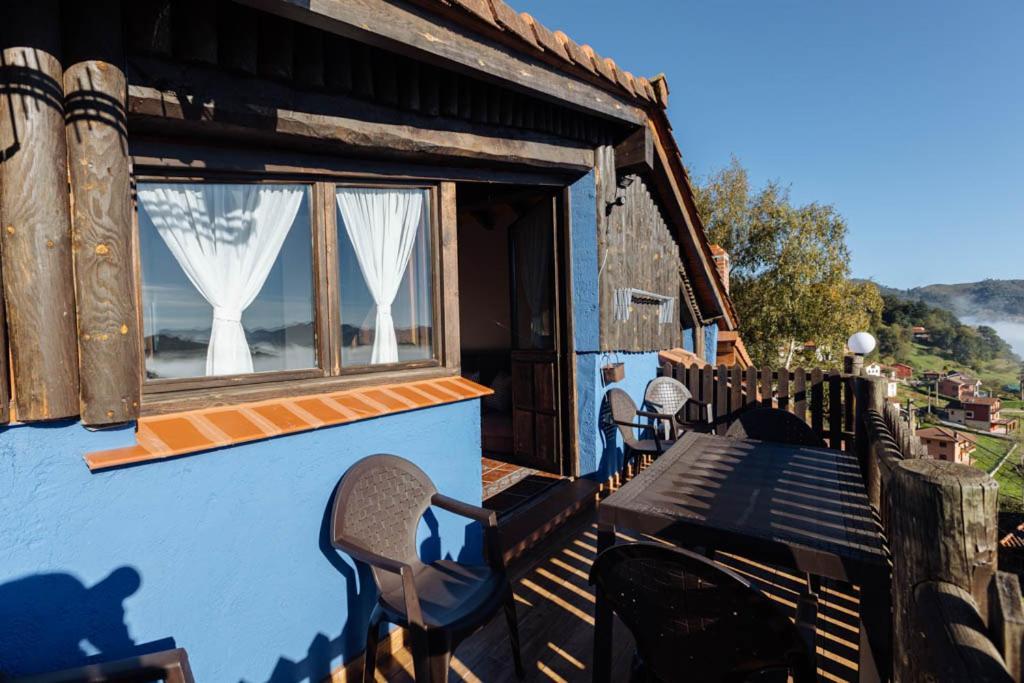 Apartamentos El Coritu Nieda Exteriör bild