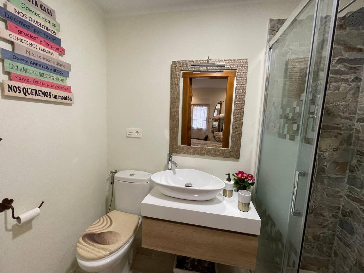 Apartamentos El Coritu Nieda Exteriör bild